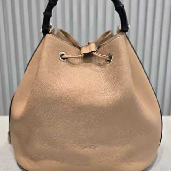 Gucci Beige Leather Hobo Bag - Picture 2 of 6